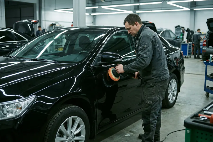 Почему мутнеют фары автомобиля